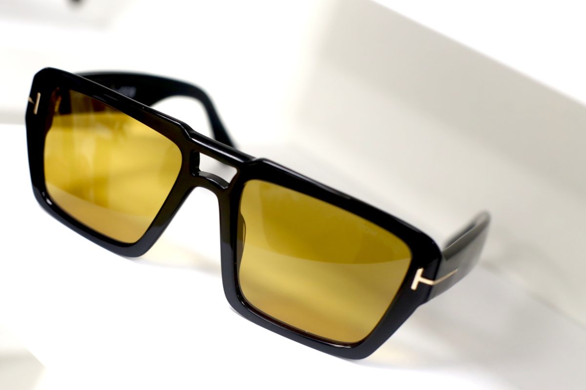 TOM FORD